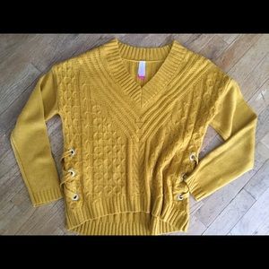 Mustard V Neck Lace Sides Cable Sweater Sz L 11/13